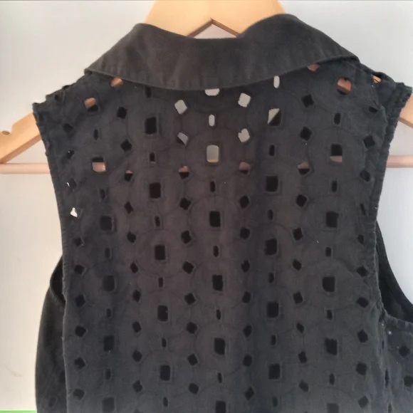 Madewell XS Black Eyelet Mix Top - Picture 8 of 11